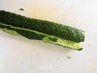 拍黄瓜的做法步骤：1