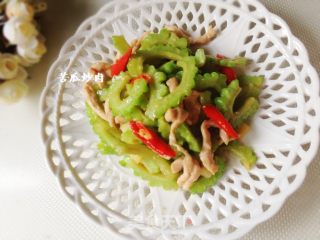 苦瓜炒肉的做法步骤：8
