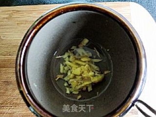 洋葱杭椒牛柳的做法步骤：3