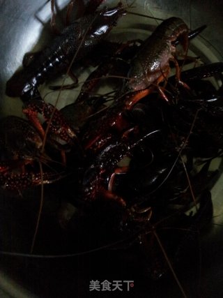 香辣小龙虾的做法步骤：1