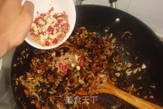 【豆豉香菇酱】（舍得放料才好吃）的做法步骤：12