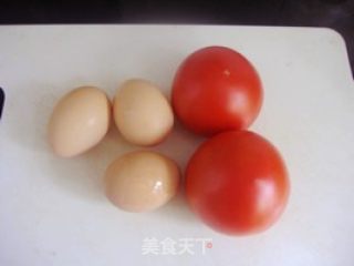 番茄炒鸡蛋的做法步骤：1