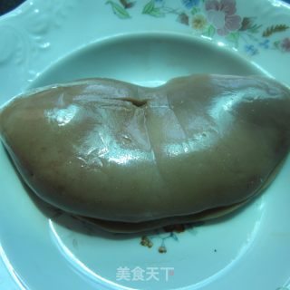鲜辣椒炒腰花的做法步骤：1