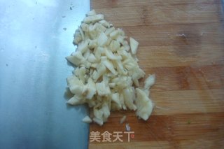 清清爽爽的-【蒜蓉丝瓜】的做法步骤：2