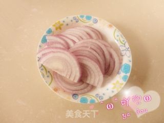 孜然洋葱羊肉的做法步骤：2