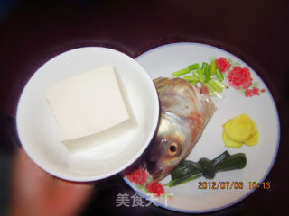 鱼头豆腐汤的做法步骤：2