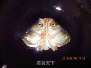 鱼头豆腐汤的做法步骤：3