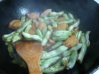 土豆豆角炖粉条的做法步骤：4