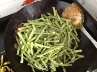 豇豆烧肉的做法步骤：9