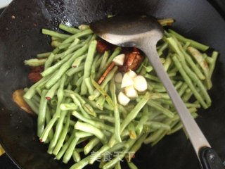 豇豆烧肉的做法步骤：10