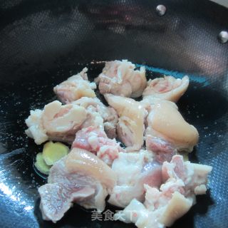 黑豆豉蒸猪蹄的做法步骤：4