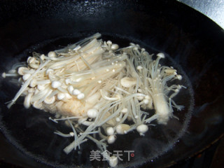 把营养美味卷起来----苦瓜培根金针菇卷的做法步骤：5