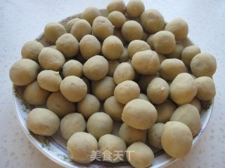 炸香芋球的做法步骤：4