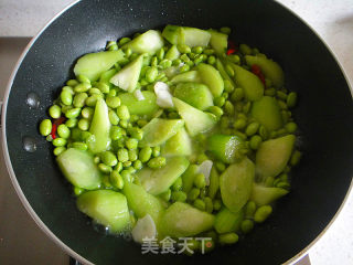 丝瓜炒毛豆的做法步骤：7