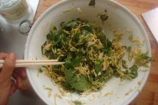 味道独特的【凉拌荆芥】的做法步骤：8