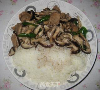 香菇肉片盖饭的做法步骤：10