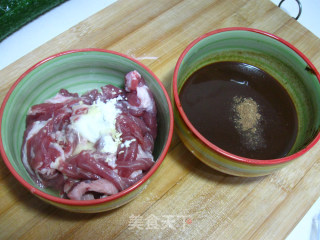 京酱肉丝的做法步骤：2