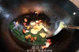 青蒜炒腊肉的做法步骤：4