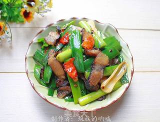青蒜炒腊肉的做法步骤：7