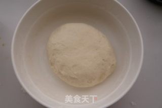 流着汤汁的煎饺——蟹肉皮冻煎饺的做法步骤：4