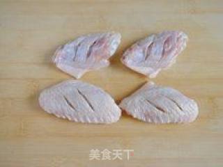 零厨艺美食-----【蜜汁烤翅】的做法步骤：2