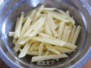 金黄香酥原汁原味的【地瓜条】的做法步骤：9