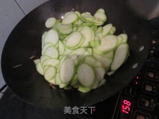 炒丝瓜的做法步骤：8