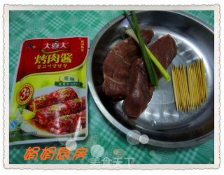 香煎牙签猪肉的做法步骤：1