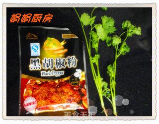 香煎牙签猪肉的做法步骤：2