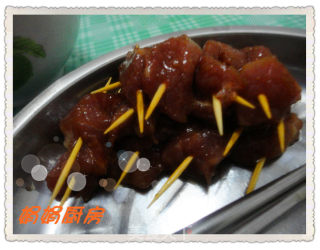 香煎牙签猪肉的做法步骤：5