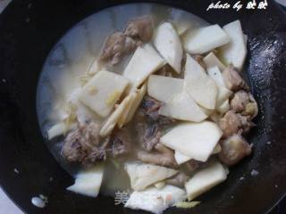 咖喱甜笋烧鸡的做法步骤：9