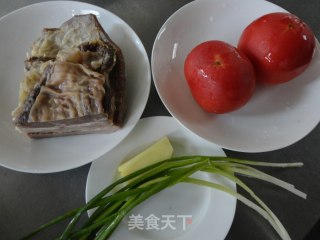西红柿炖牛腩的做法步骤：2