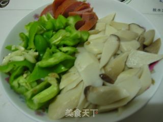 [快手菜]——健康少油烧杏鲍菇的做法步骤：3