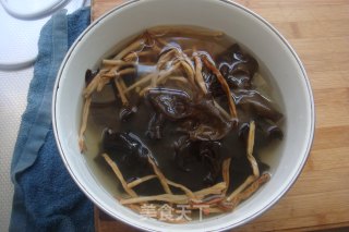 陕西风味的-【西红柿鸡蛋臊子】的做法步骤：1