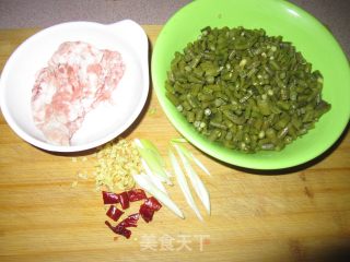 【下饭菜】——肉末酸豆角的做法步骤：2