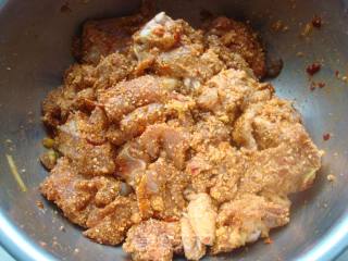 麻辣粉蒸鸡的做法步骤：5
