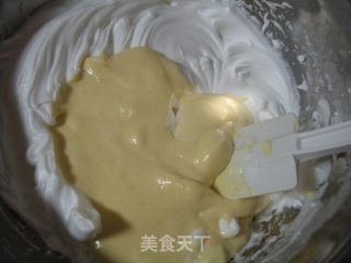 千叶纹蛋糕卷【花纹画反啦】的做法步骤：6