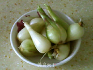 生拌藠头的做法步骤：1