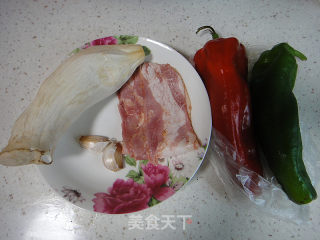 培根小炒杏鲍菇的做法步骤：1