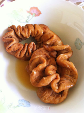 雪菜炒大肠的做法步骤：1
