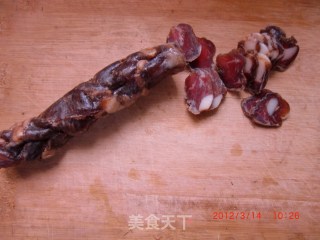 腊肠煲仔饭的做法步骤：3