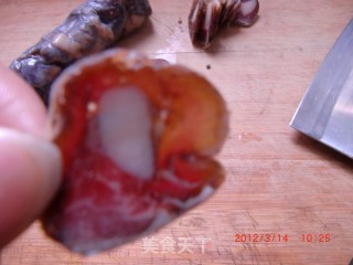 腊肠煲仔饭的做法步骤：4