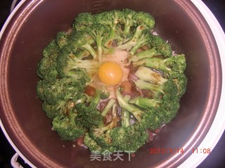 腊肠煲仔饭的做法步骤：14