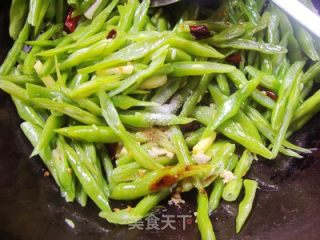 辣炒四季豆丝的做法步骤：8