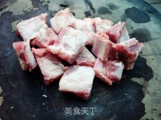 消脂减肥——普洱茶烧排骨的做法步骤：1