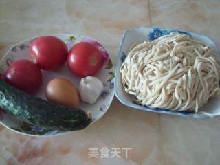 西红柿鸡蛋捞面的做法步骤：1