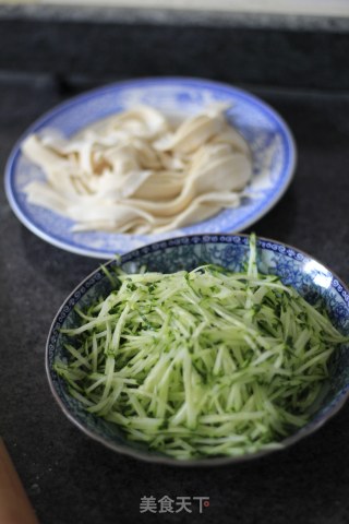 鸡蛋手擀面的做法步骤：4