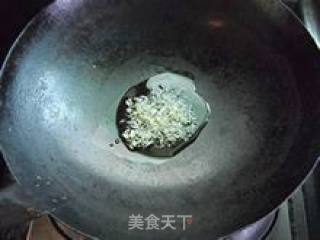 满口的浓郁酱汁-----咖喱酱花蛤的做法步骤：4