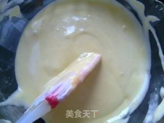 戚风蛋糕卷的做法步骤：9