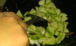 海米西葫芦炒鸡蛋的做法步骤：9